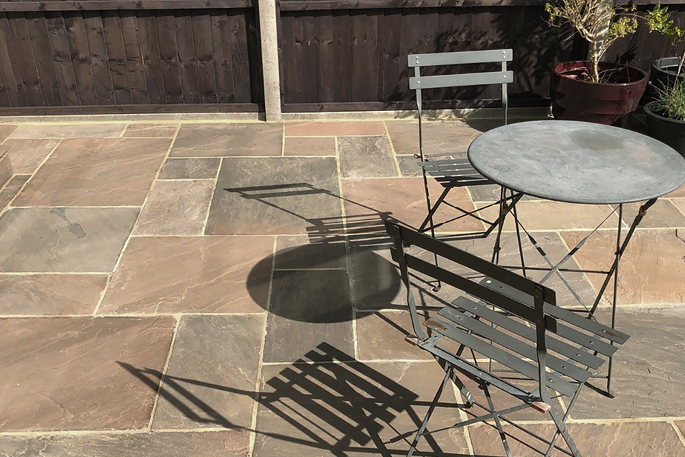 Classic Autumn umber sandstone patio paving